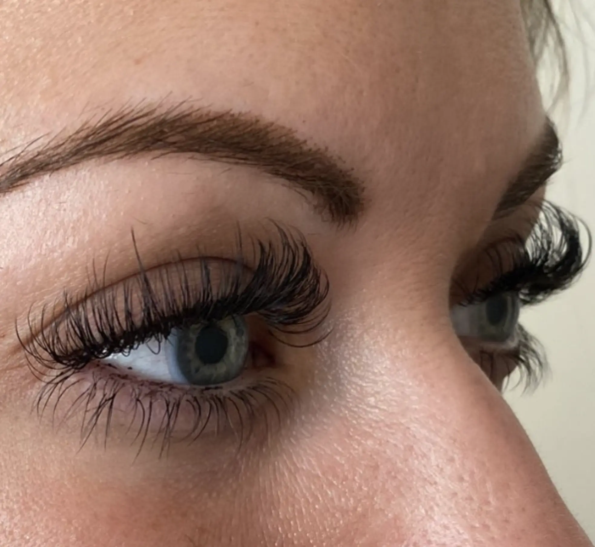 Feastronomics | Eyelash Extensions Cons: Risks, Costs & Maintenance Tips eyelash extension removal risks