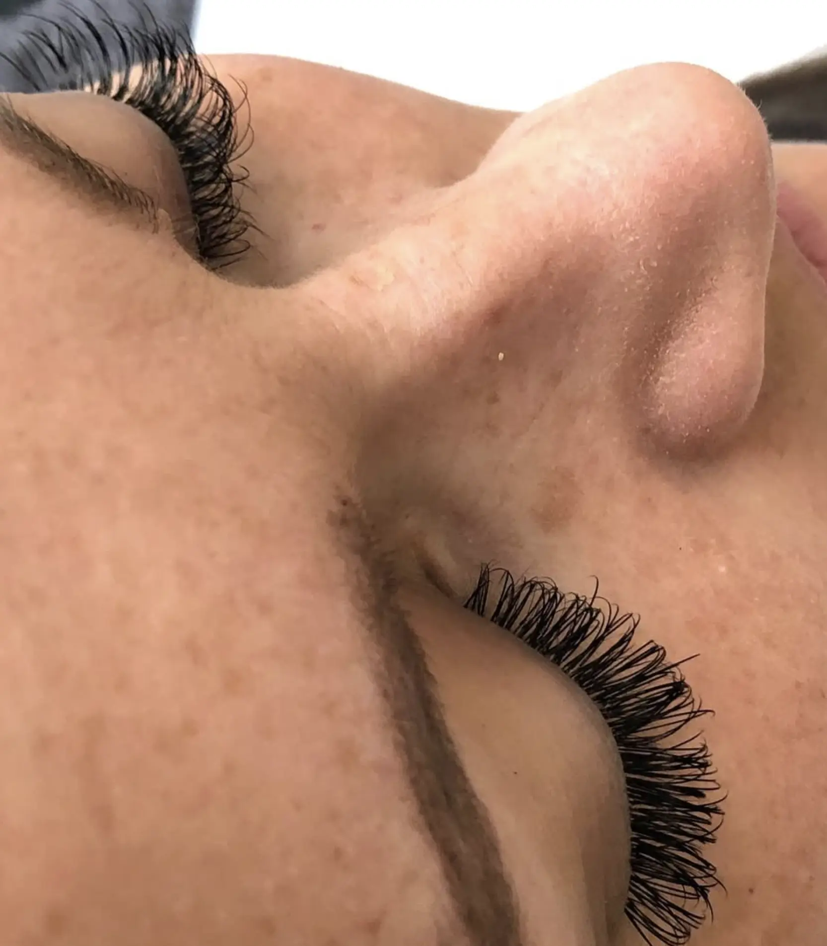 Feastronomics | Eyelash Extensions Cons: Risks, Costs & Maintenance Tips risks of eyelash extensions